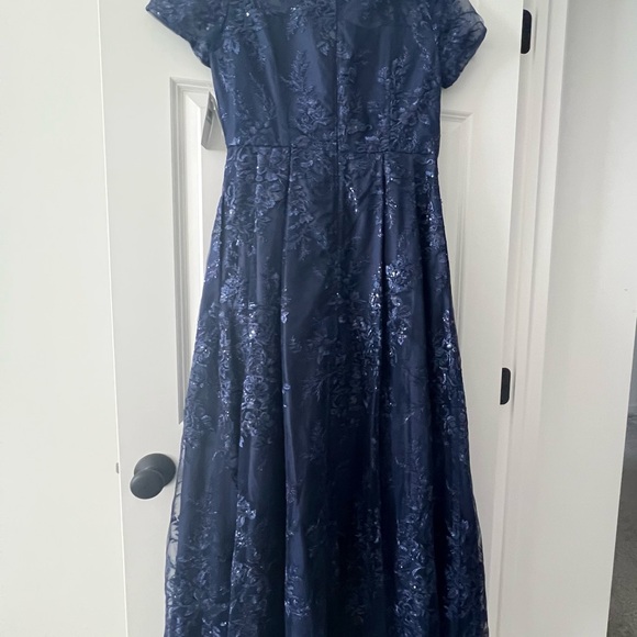 Navy Alex Evenings Long Embroidered Formal Short Sleeve Dress SZ 8 - Picture 5 of 5